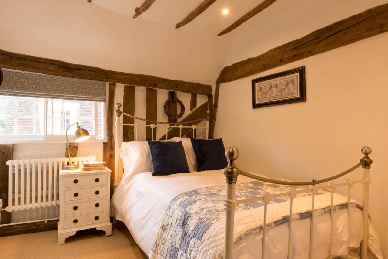 Miller Cottage A Luxury 1550'S Cottage In The Historic Centre Of Saffron Walden Exterior foto